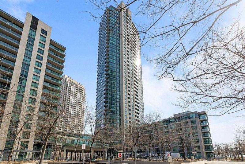 215 Fort York Boulevard #304