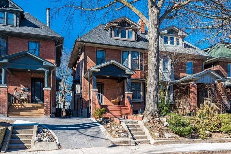 38 Alberta Ave