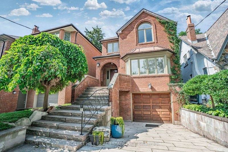 26 Willowbank Blvd