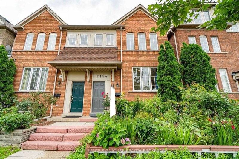 2154 St Clair Ave W